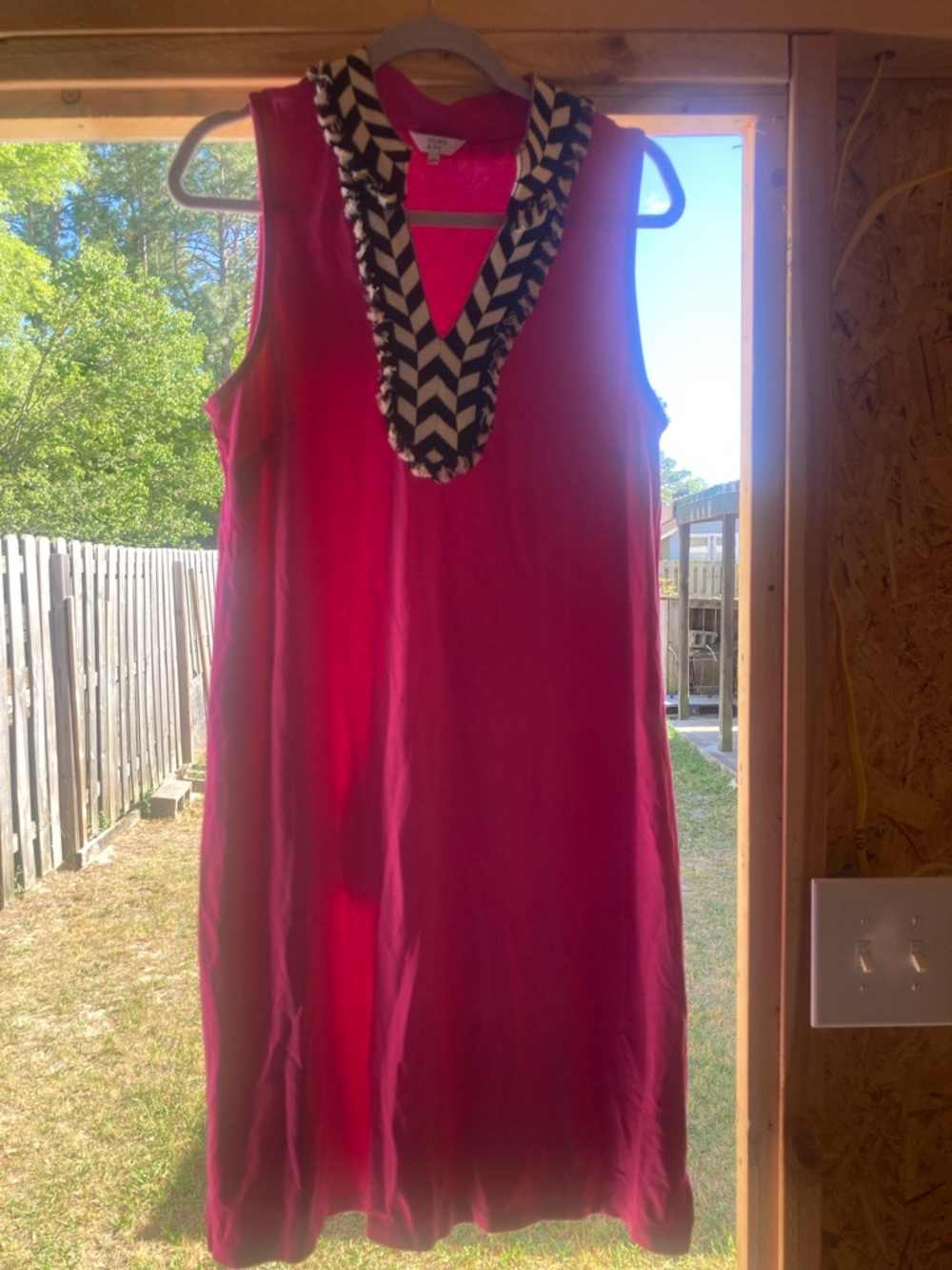CROWN & IVY Sleeveless Pink V-Neck Shift Dress with Black & White Trim